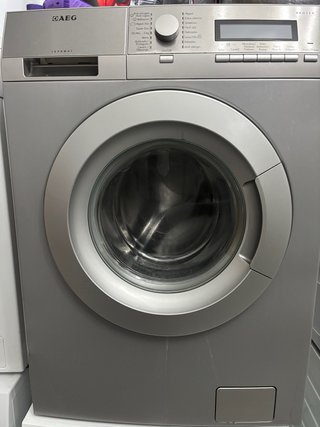 Lavadora AEG 8kg 1200 RPM