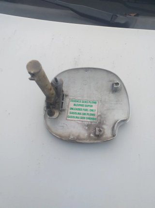 Tapa depósito gasolina Clio