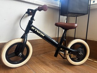 Bicicleta B'TWIN sin pedales