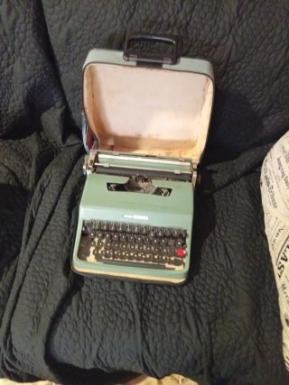 Olivetti Lettera 22 Máquina de Escribir Verde