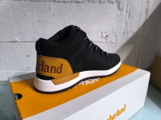 Botas Timberland Negras y Amarillas Talla 41
