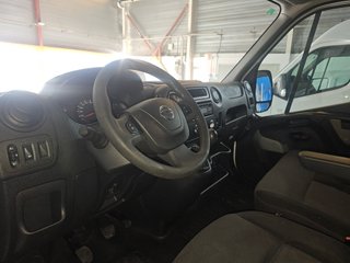 Nissan NV400 2018