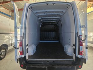 Nissan NV400 2018