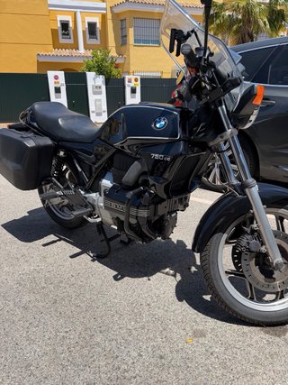 BMW K75 restaurada con facturas