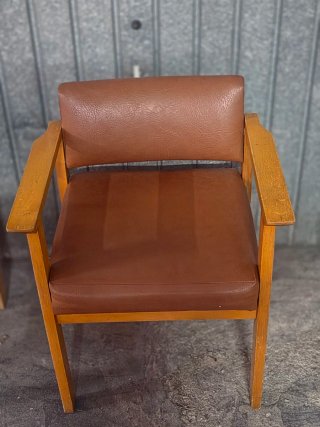 2 sillas/Butacas Vintage Madera y Piel Mid-century