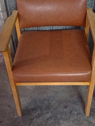 2 sillas/Butacas Vintage Madera y Piel Mid-century