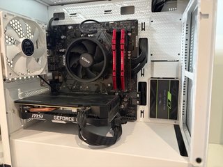 PC Gaming MSI Blanco