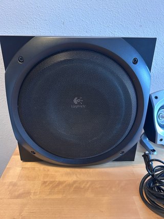 Logitech Z5500 Altavoces 5.1