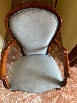 Butaca clásica madera y tapizado verde