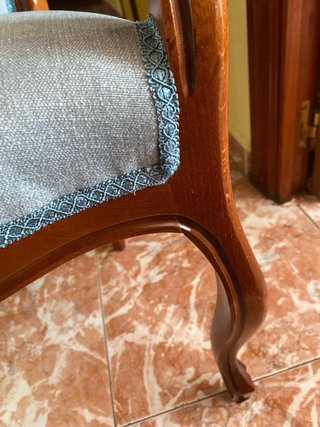 Butaca clásica madera y tapizado verde