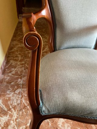 Butaca clásica madera y tapizado verde
