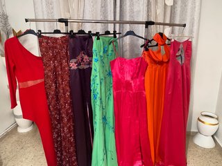 Vestidos de Fiesta Talla Única cada uno 15€