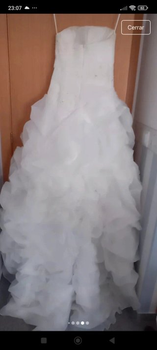Vestido de Novia Blanco con Volantes. Talla 36/38