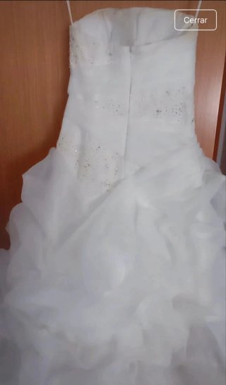 Vestido de Novia Blanco con Volantes. Talla 36/38