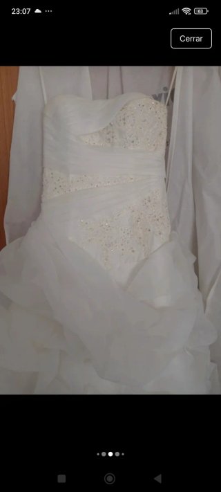 Vestido de Novia Blanco con Volantes. Talla 36/38