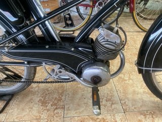 GAC Mobylette AV Moto Negra