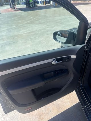 Volkswagen Touran 2014