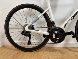 Megamo Pulse 15 105 Di2 2023