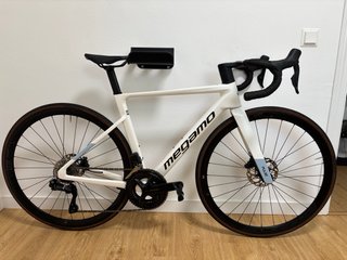 Megamo Pulse 15 105 Di2 2023