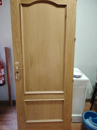 Puerta de madera
