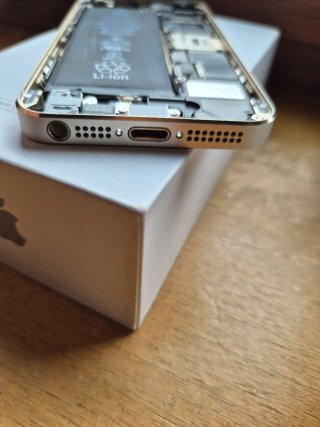 iPhone 5s 16GB  per pezzi "PERFETTO" Esteticamente