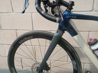 Megamo West Bicicleta gravel carbono Shimano grx