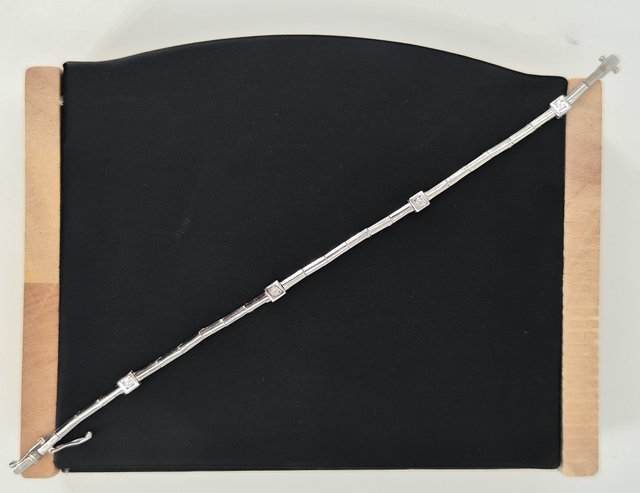048-05-00215 Pulsera Oro Blanco 18K con Diamantes