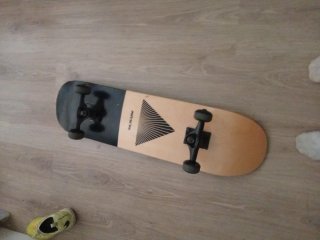 Skate Mitical Negro Madera