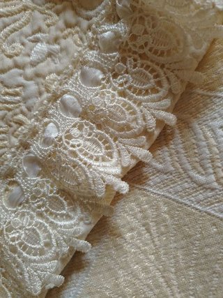 Copriletto matrimoniale vintage pizzo