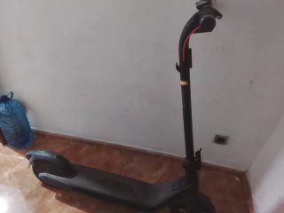 Patín eléctrico falta cargador precio  negociable