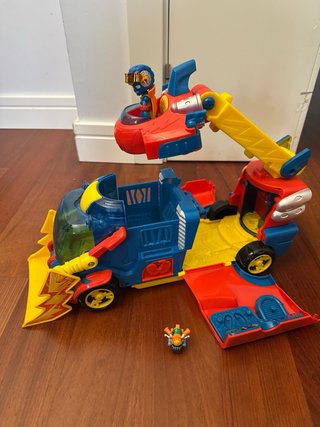 Camión Superthings Rescue Truck