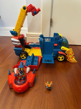 Camión Superthings Rescue Truck