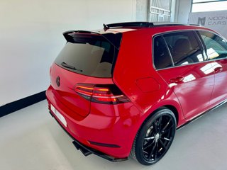 GOLF R7,5 19' TECHO PRETORIA DYNAUDIO HISTORIALVW