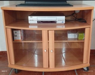 Mueble TV madera y cristal