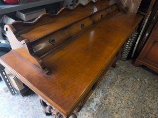 Mesa escritorio madera maciza estilo español