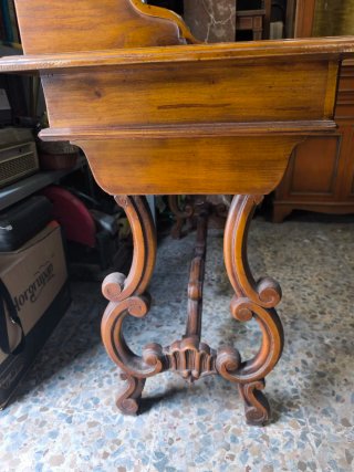 Mesa escritorio madera maciza estilo español