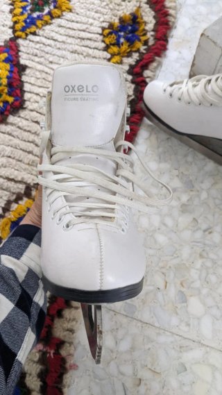 Pattini da ghiaccio bianchi 39