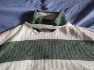 Jersey Stradivarius cuello alto rayas