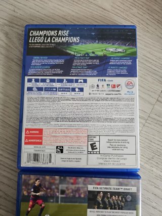 FIFA 16 y FIFA 19 PS4