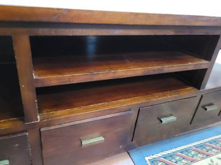 MUEBLE DE TV MADERA MACIZA