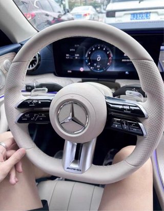 Volante Mercedes AMG