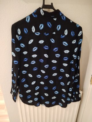 Camisa Zara Estampado Labios Talla S
