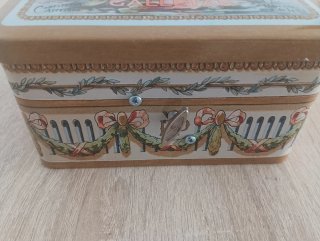 Caja metálica musical La Despensa de Palacio