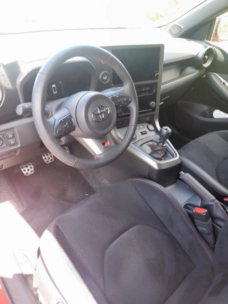 Toyota Yaris 2024