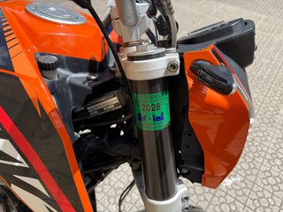 KTM Duke 125