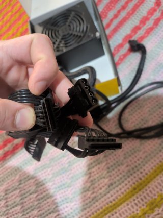 Fuente Alimentación Corsair CV650 ATX 650W