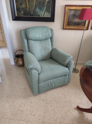2 Butacas Reclinables con Reposapiés