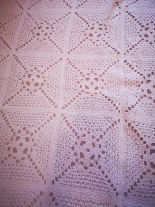 Colcha ganchillo beige