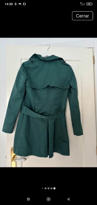 Gabardina verde Mango