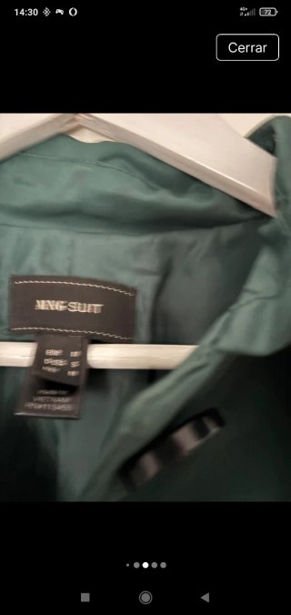 Gabardina verde Mango